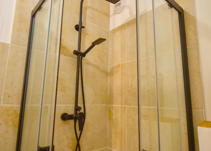 Appartement La Duché - Neuf Central, Calme, Vue Sur Les Toits De Et Parking, Intendance Luxury Host Cherbourg-en-Cotentin